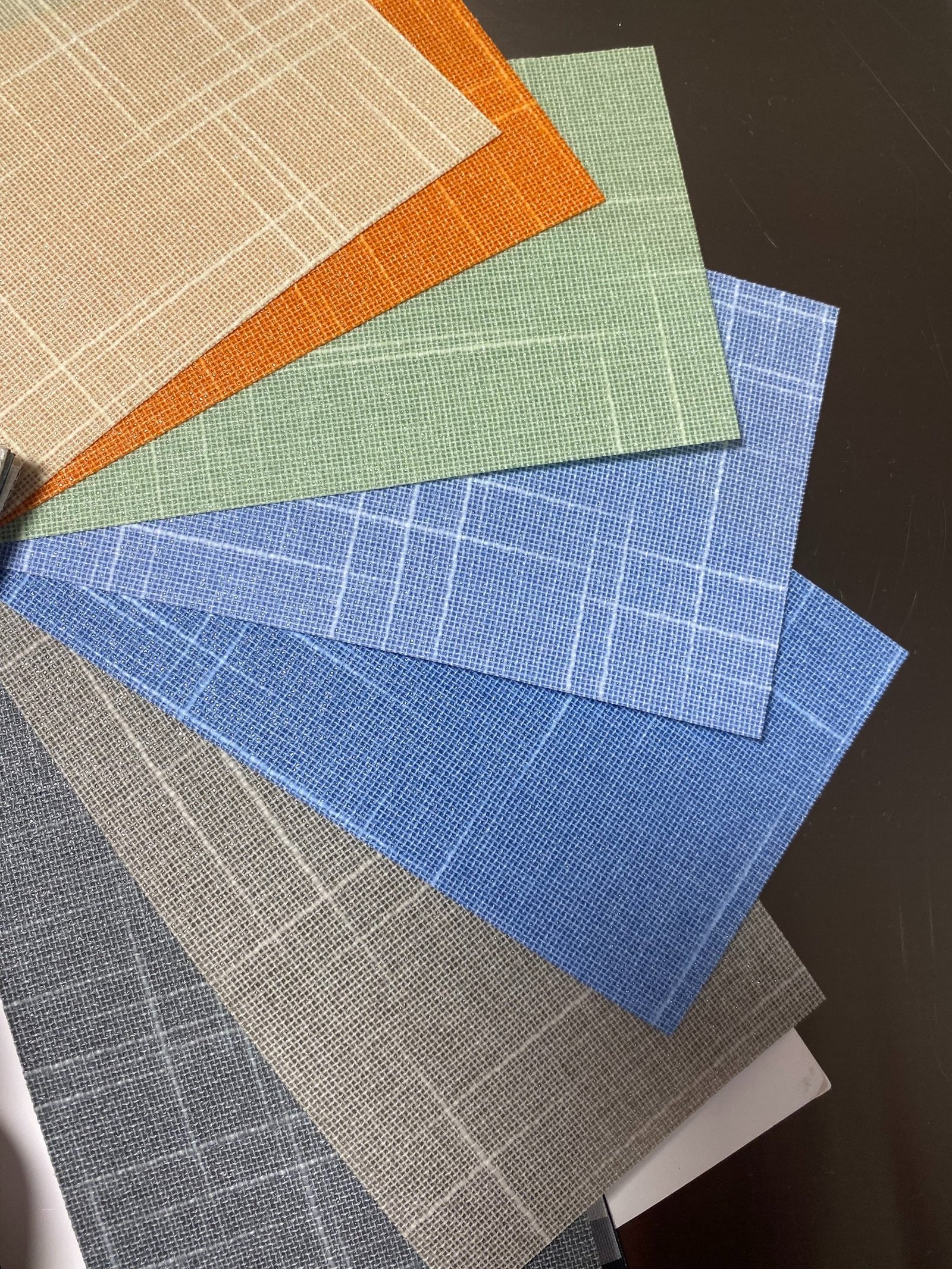 estores traslúcidos